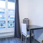 Beautiful bright studio near Père Lachaise